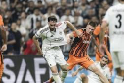 Beşiktaş evinde 4 golle yıkıldı