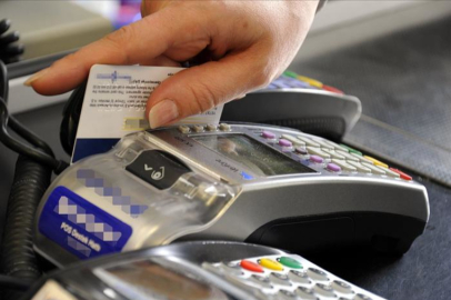 Kredi kartı faizleri düşürüldü