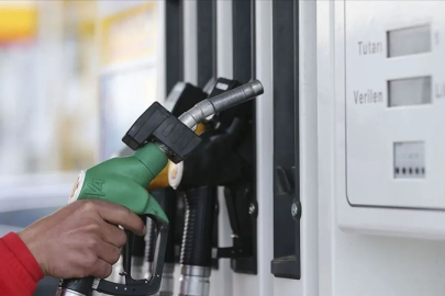 Akaryakıt fiyatlarına çifte zam geliyor