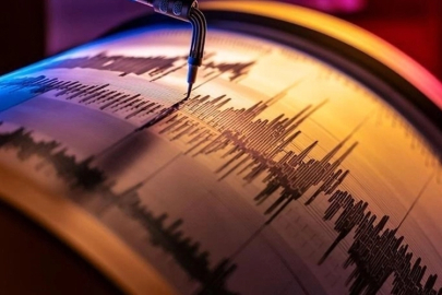 İstanbul ve çevre illerde hissedilen bir deprem oldu