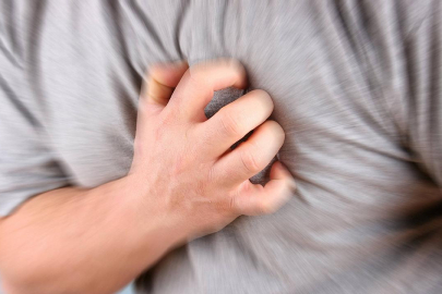 Sıcak havalarda kalp krizi ve panik atak belirtileri karıştırılabiliyor