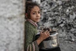 Gazze'de sivillere ateş açıldı: 21 kişi öldü