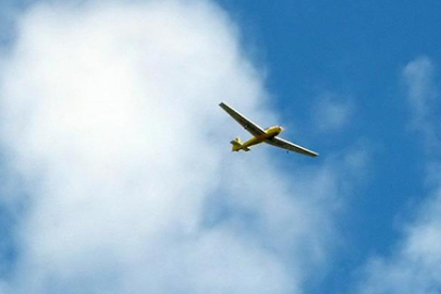 Cezayir'de keşif uçağının düşmesi sonucu 4 kişi yaşamını yitirdi