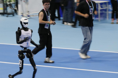 Çin'de Dünya İnsansı Robot Oyunları başladı