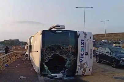 Kuzey Marmara Otoyolu'nda yolcu otobüsü devrildi: Çok sayıda ölü ve yaralı var
