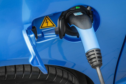 Elektrikli araç şarj noktalarının 2040'a kadar 206 milyonu aşması bekleniyor