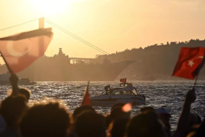 TCG Anadolu Çanakkale'den İstanbul'a hareket etti