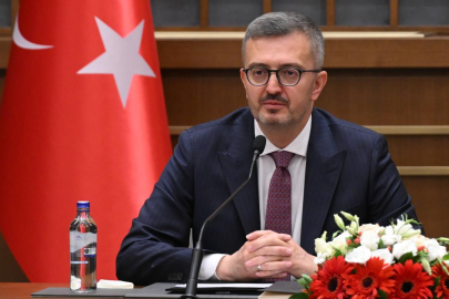 Burhanettin Duran: Üniversite hayali gerçekleşen gençlerimizi tebrik ediyorum