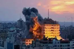 İsrail ordusu Yemen’in başkenti Sana’yı vurdu