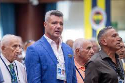 Sadettin Saran Fenerbahçe için teknik direktör adayını duyurdu