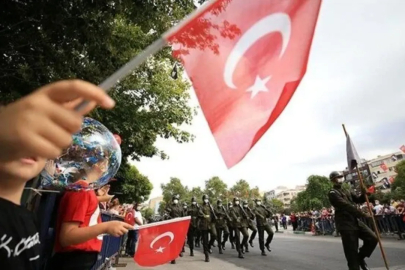 Siyasilerden 30 Ağustos mesajları