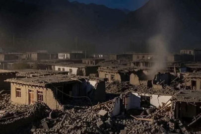 Kızılhaç, depremin vurduğu Afganistan'ın acil yardıma ihtiyaç duyduğunu açıkladı