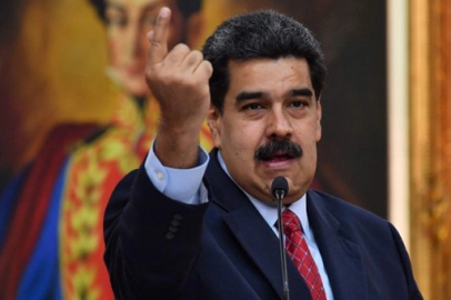 Maduro: Trump'ın ellerini kana bulamak istiyorlar