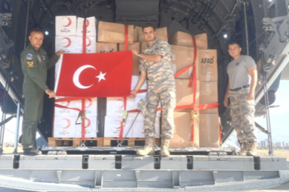 Türkiye'den Afganistan'a "deprem" yardımı