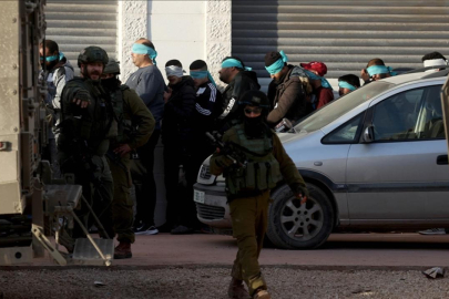 İsrail 7 Ekim 2023'ten bu yana Batı Şeria'da 19 bin Filistinliyi gözaltına aldı