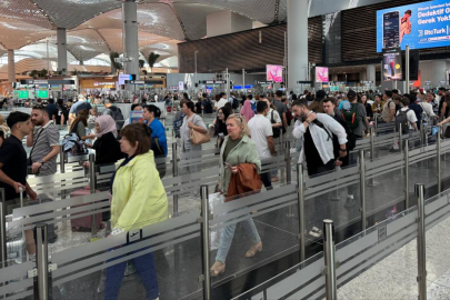 Yılın 8 ayında hava yoluyla 162,6 milyon yolcu seyahat etti