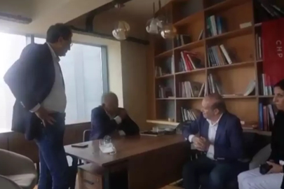 Gürsel Tekin masayı yumruklayarak yüzlerine vurdu: Ertan Yıldız'ı değil beni partiden atıyorlar