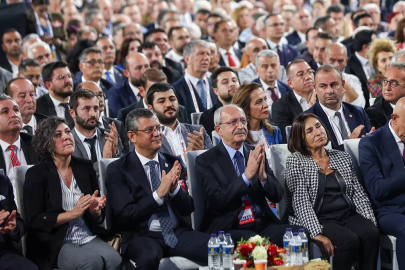 CHP'de koltuk savaşı had safhada! İkinci Genel Merkez oluştu