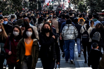 Covid vakaları Türkiye’de yeniden artışta: İşte uzmanlardan uyarı!