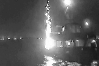 Küresel Sumud Filosu'na ikinci saldırı... Gemi İHA ile vuruldu