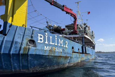 Akdeniz suyu Marmara'nın yüzeyini temizledi