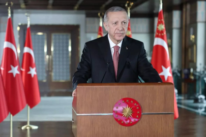 Cumhurbaşkanı Erdoğan: İstanbul'un aziz emanetine gölge düşürmedik