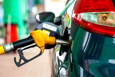 Akaryakıtta sessizlik fırtına öncesi mi? Fiyatlar değişmedi