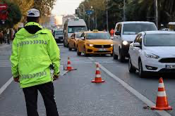 İstanbul’da hafta sonu sürprizi: Üsküdar’da binler sokağa indi, yollar kapandı
