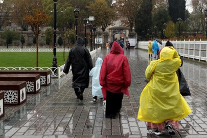 17 ile "sarı" kod uyarısı: Kuvvetli yağış bekleniyor