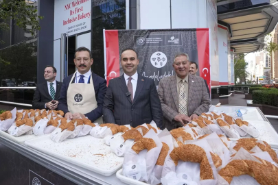 Bakan Kacır, Türkiye'nin özgün değerlerinin dünyaca tanınması için çalıştıklarını söyledi