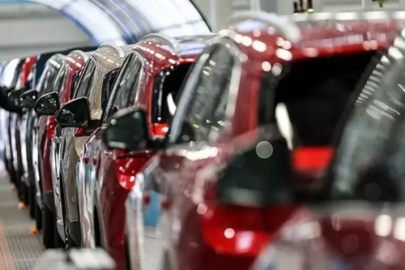 Otomobil ithalatına düzenleme! Karar Resmi Gazete'de