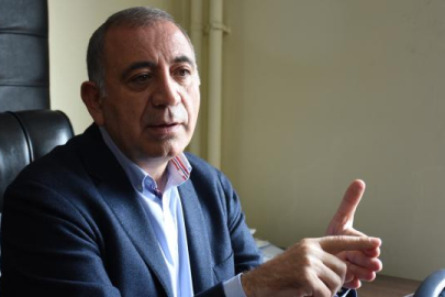 CHP İstanbul İl Kongresi davası ertelendi, Gürsel Tekin görevine devam edecek