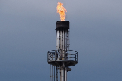 İran ülkenin güneyinde 10 trilyon fitküp gaz rezervi keşfettiğini duyurdu