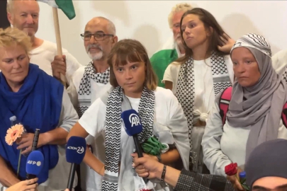 İsveçli aktivist Thunberg’in de aralarında olduğu Küresel Sumud Filosu aktivistleri Yunanistan’a ulaştı