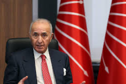 88 yaşındaki Hikmet Çetin Ankara’da hastaneye kaldırıldı