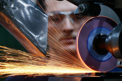 Sanayi üretimi yeniden pozitife döndü