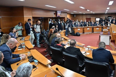 Bayrampaşa’da CHP’li İbrahim Kahraman’ın kazandığı seçim durduruldu