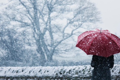 Sıcaklıklar mevsim normallerinin altında, kar yolda