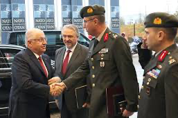 Bakan Güler Brüksel’de temaslarını sürdürüyor: Ukrayna Savunma Temas Grubu Toplantısı’na katıldı