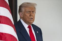 Trump’tan uyarı: Hamas, Gazze’de insanları öldürmeye devam ederse içeri gireriz