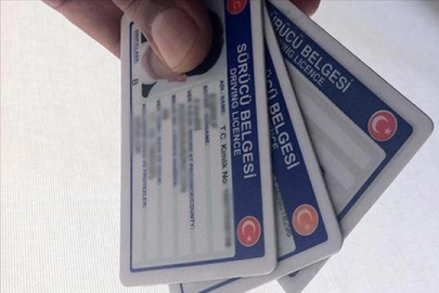 Eski tip ehliyetler 1 Kasım'da geçerliliğini yitirecek