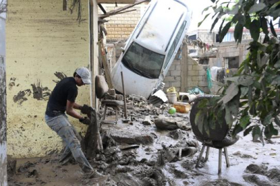 Meksika'da sel felaketi: Can kaybı 72'ye yükseldi