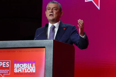 Özgür Özel şimdi de Hollanda'da Türkiye'yi şikayet etti