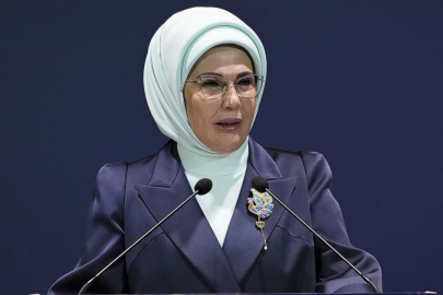 Emine Erdoğan: Hedeflerimize ulaşmaktan aldığımız güçle yolumuza devam ediyoruz