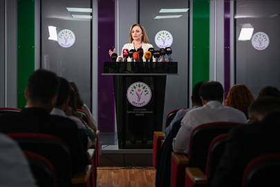 PKK'nın Türkiye'den çekilme kararının ardından DEM Parti'den ilk açıklama!