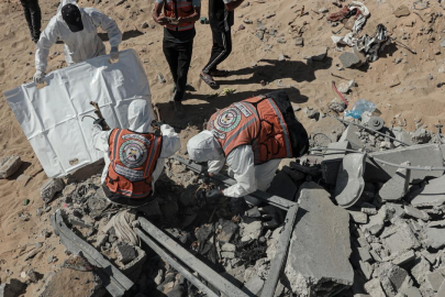 Soykırımcı İsrail'in ateşkesi ihlal ederek Gazze'ye düzenlediği saldırılarda ölenlerin sayısı 91’e yükseldi