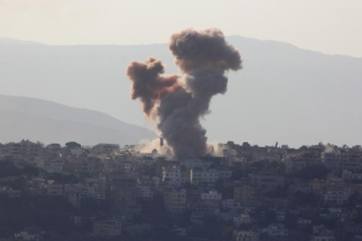 İşgalci İsrail, Lübnan'ın güneyine hava saldırıları düzenledi