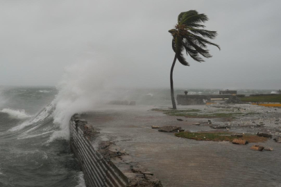 Karayipler'de Melissa Kasırgası nedeniyle 49 kişi yaşamını yitirdi