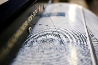 Balıkesir'de korkutan deprem: Çevre illerde de hissedildi