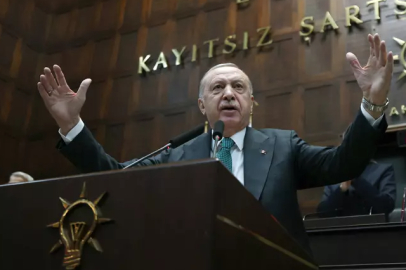 Cumhurbaşkanı Erdoğan'dan Bahçeli'ye teşekkür: FETÖ'cü alçakların hevesi kursaklarında kaldı